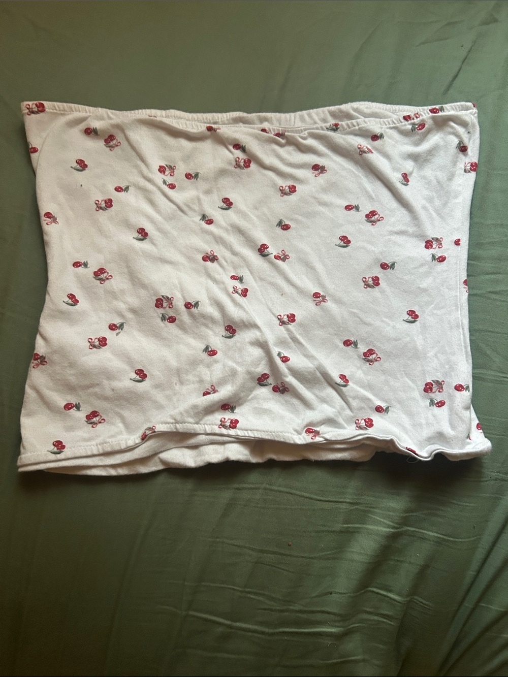 Cherry print cropped tube top